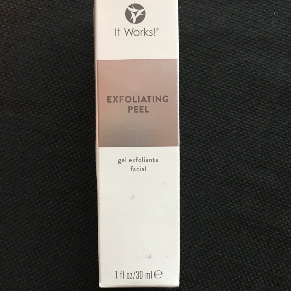 It Works Facial Peel